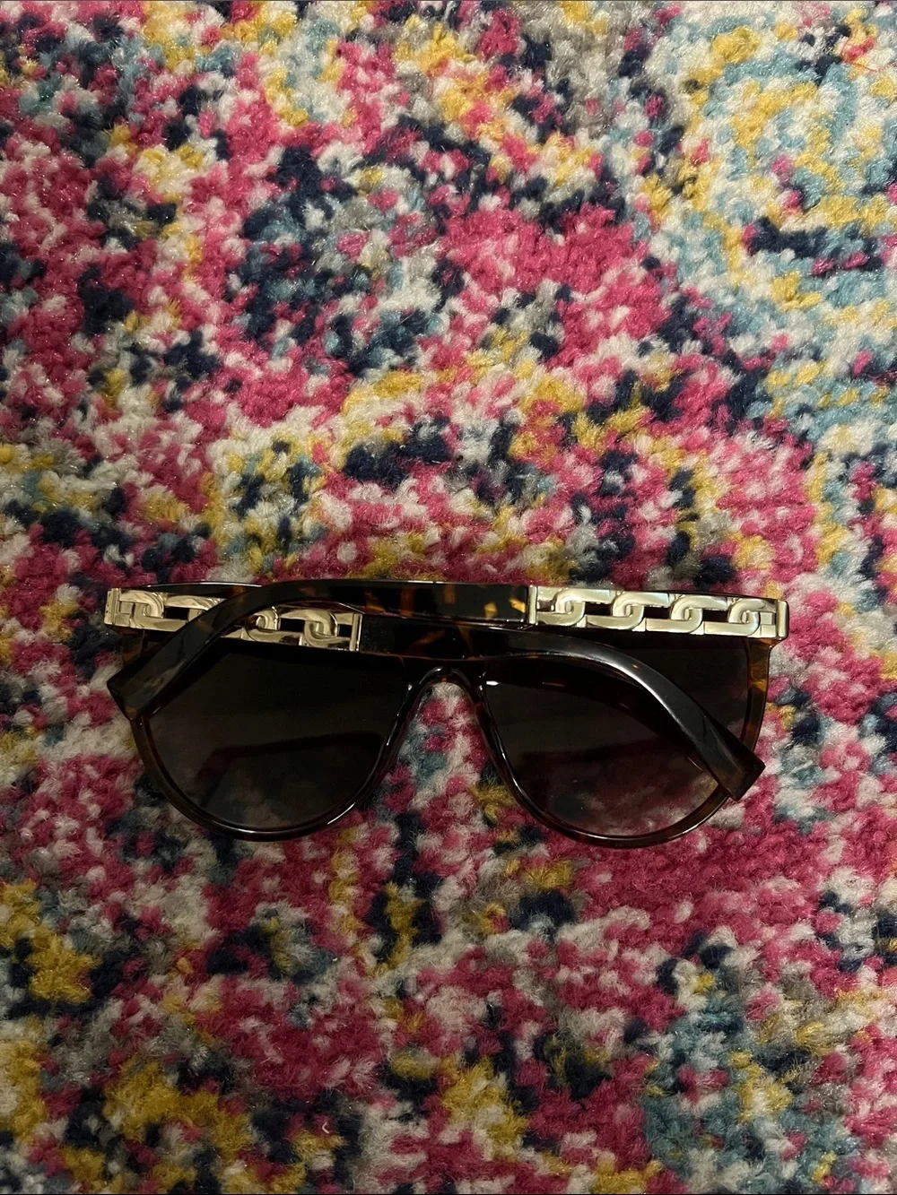 Universal Thread oversized tortoise shell sunnies